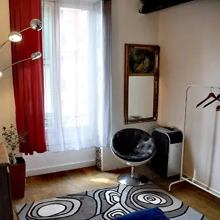 - Stylish Downtown *